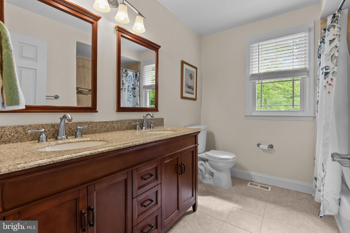 343 Fox Hollow Drive photo 25