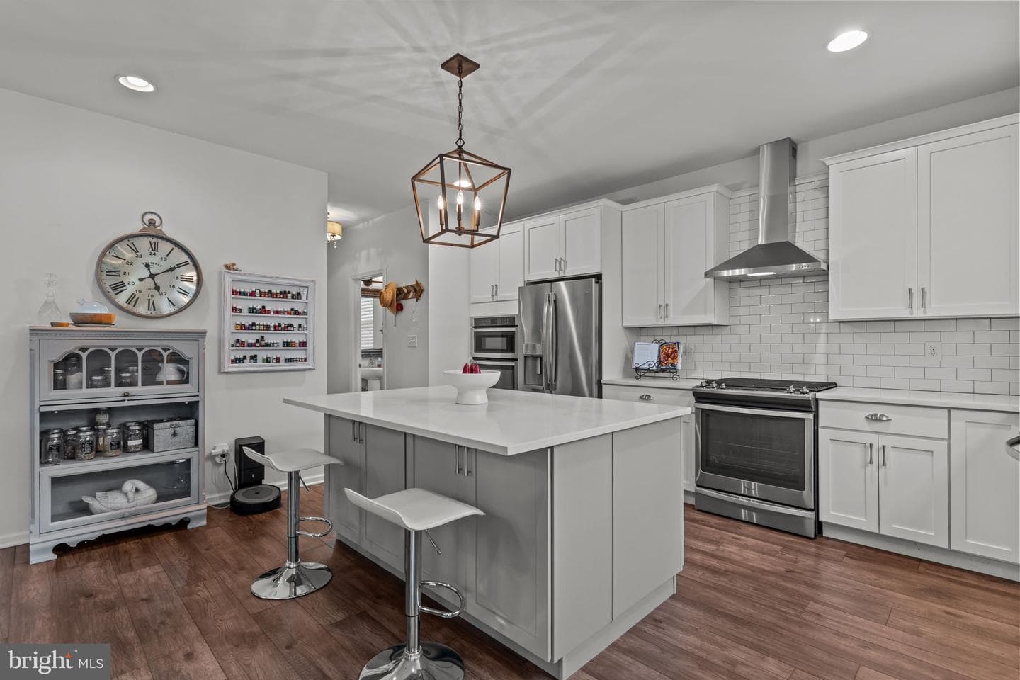 400 Hickory Drive photo 13