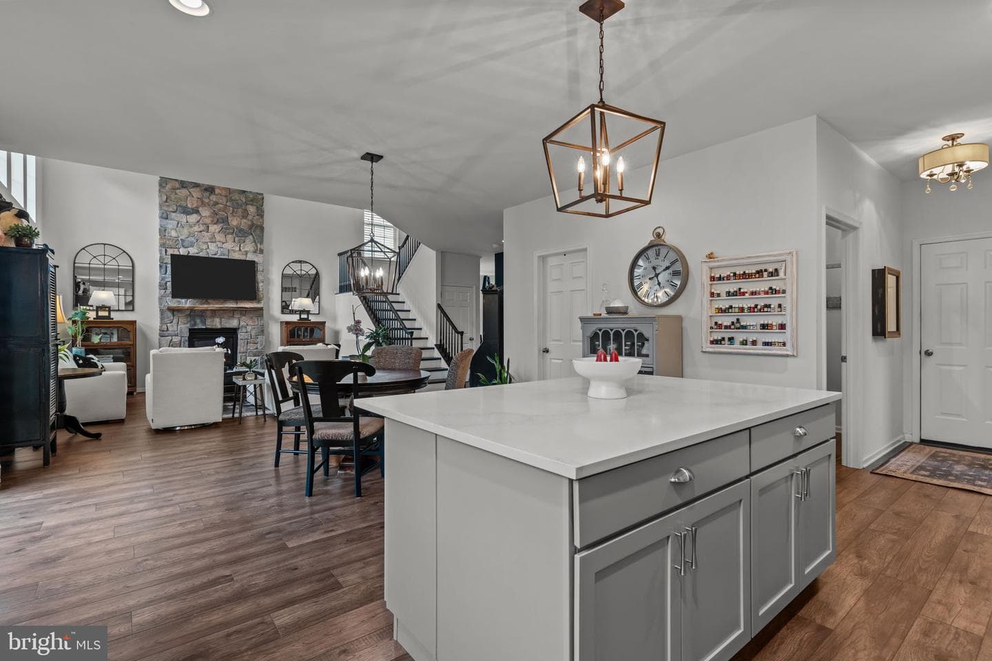 400 Hickory Drive photo 15