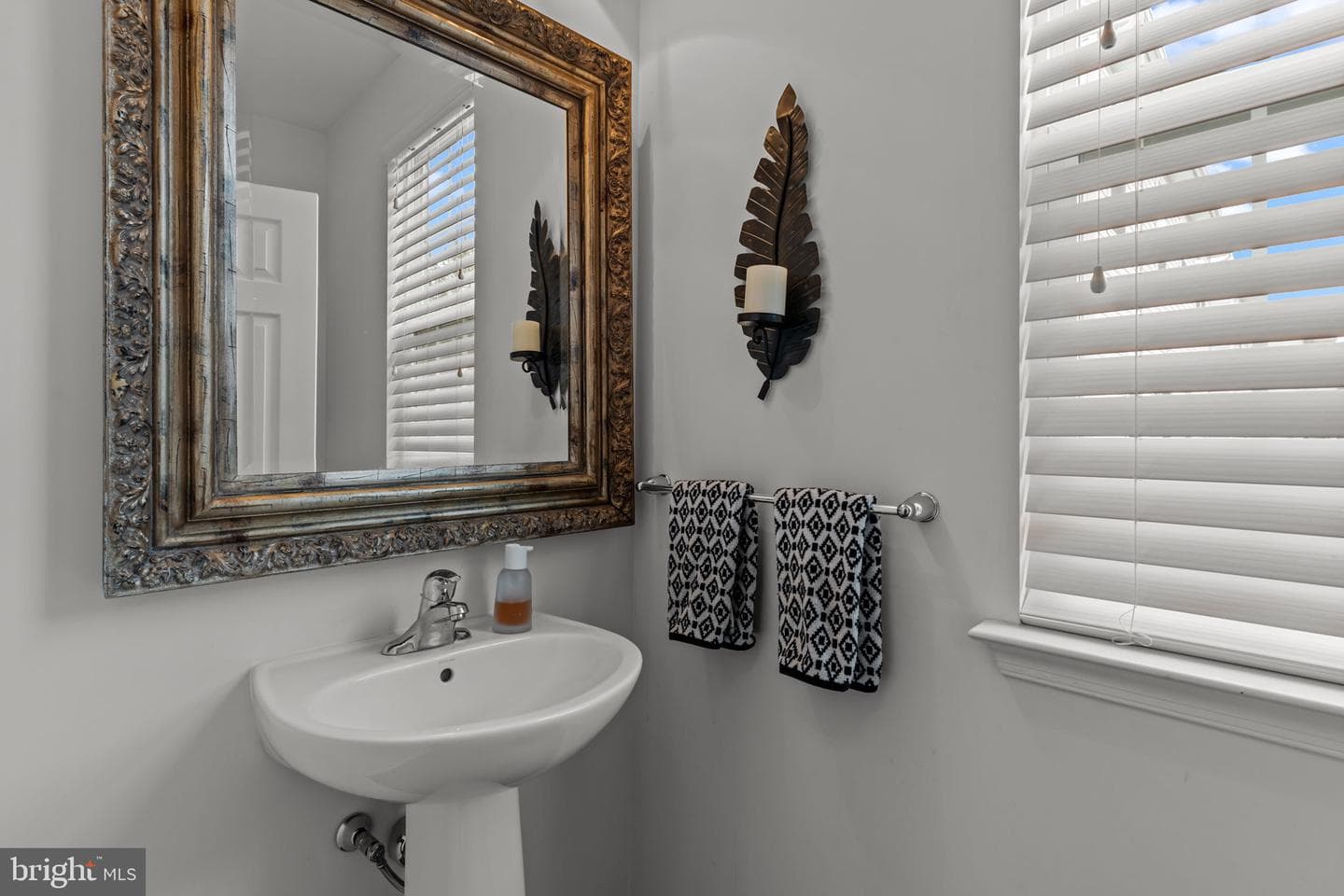 400 Hickory Drive photo 17
