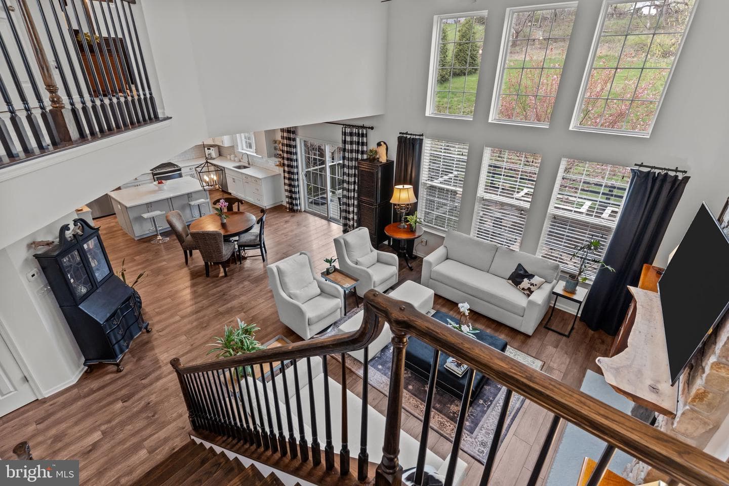 400 Hickory Drive photo 20