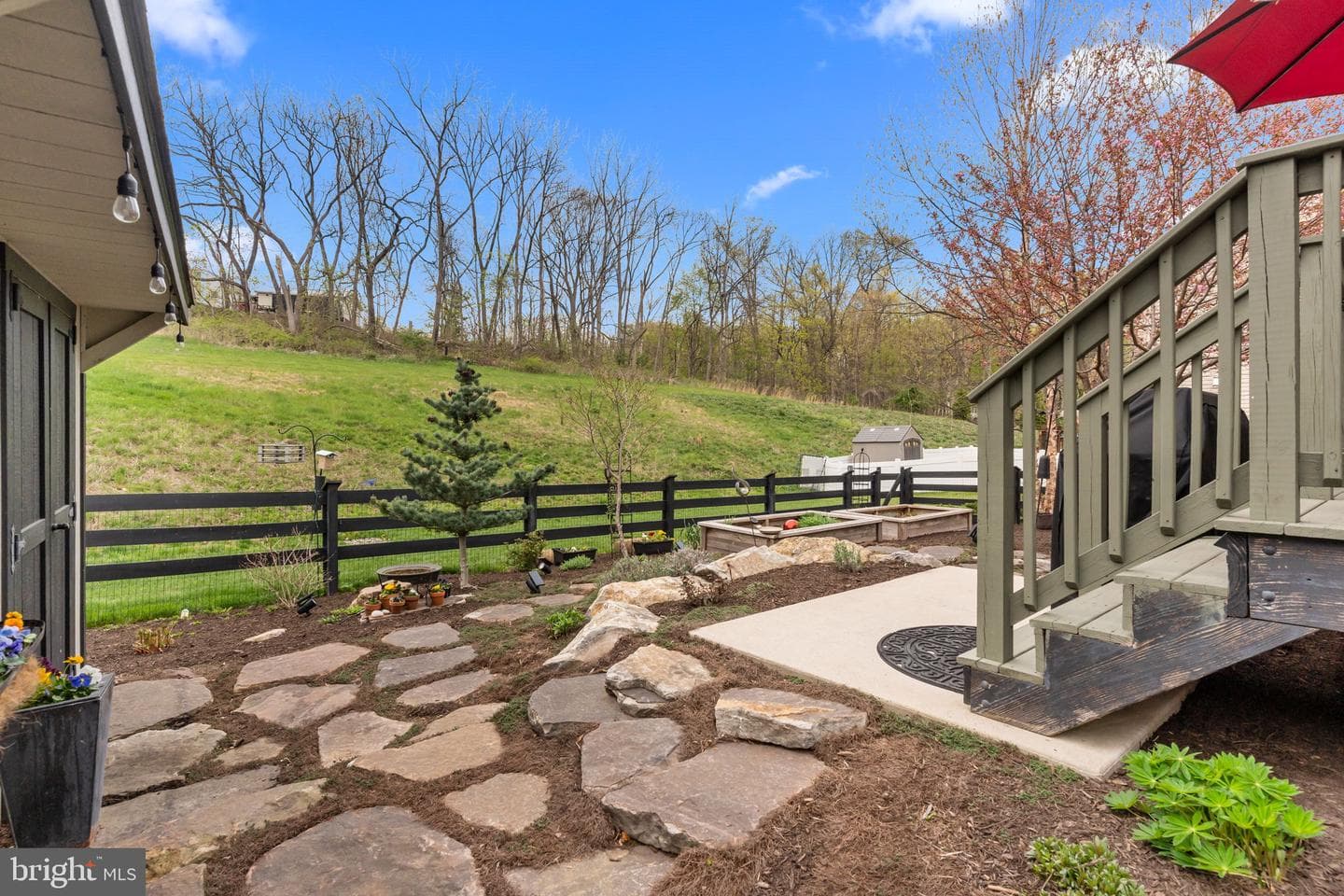 400 Hickory Drive photo 35