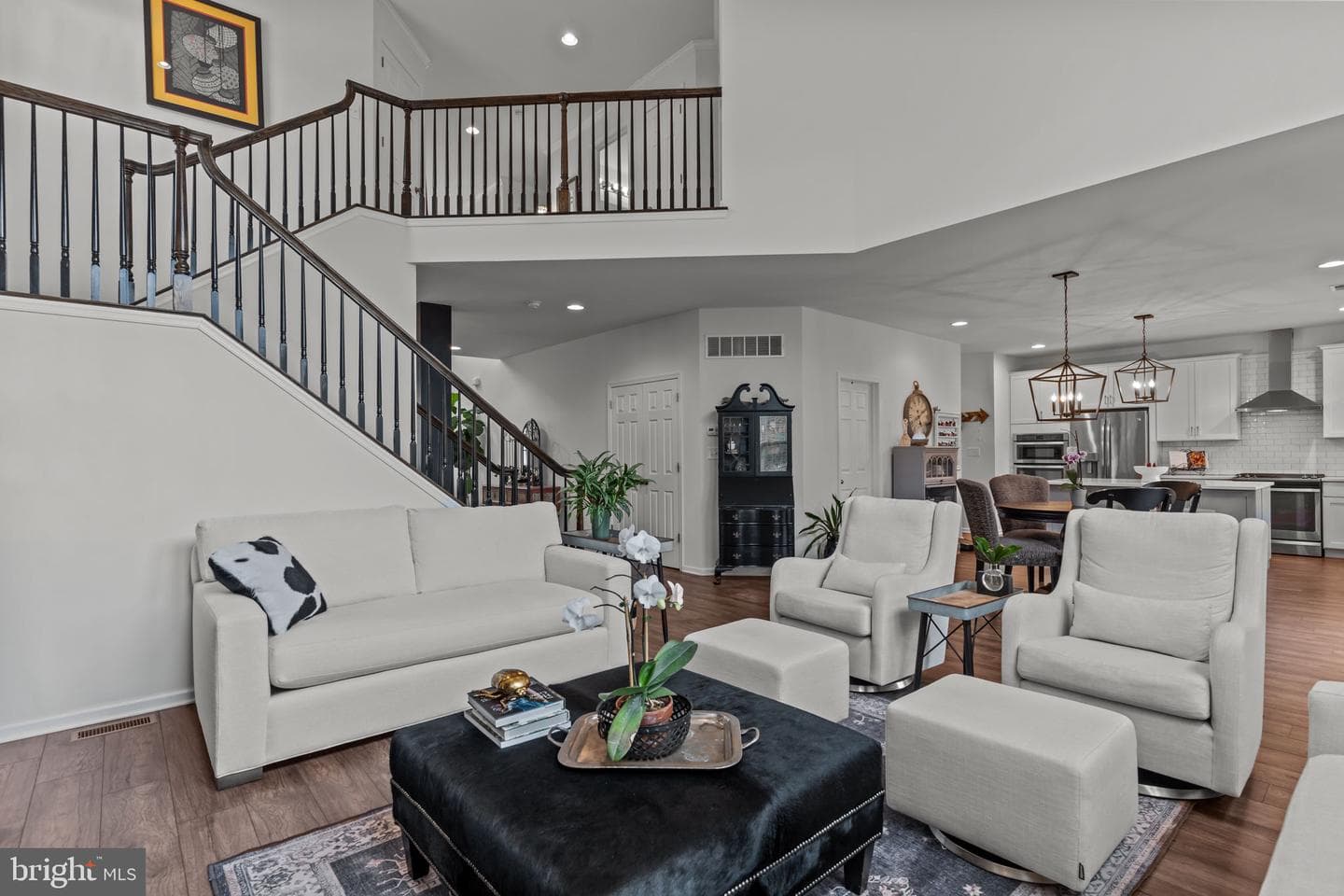 400 Hickory Drive photo 9