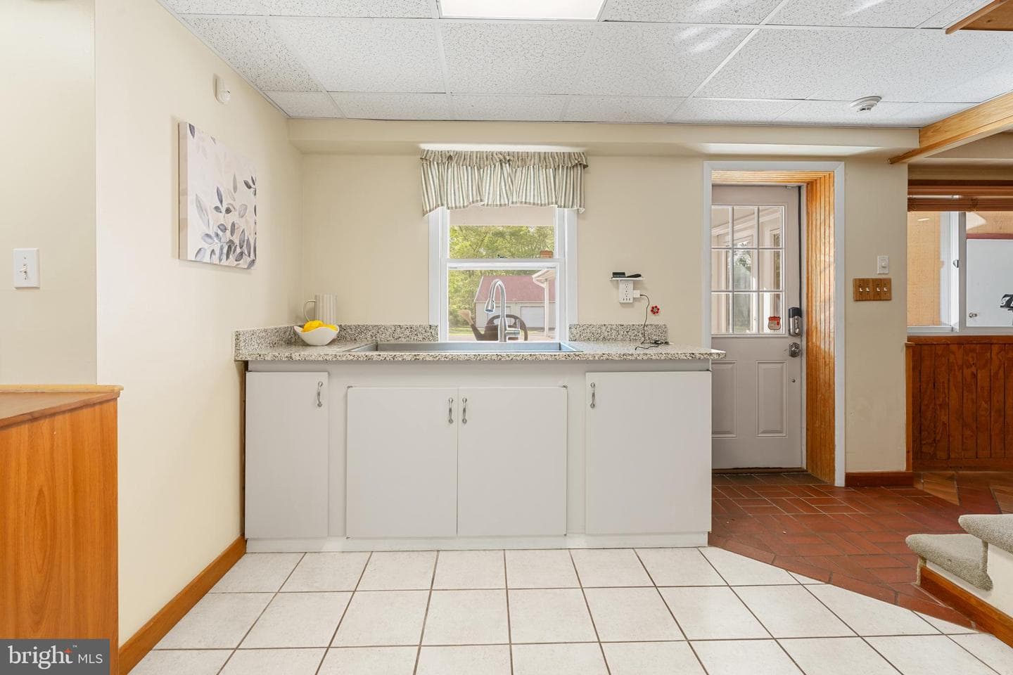 711 Clymer Avenue photo 34
