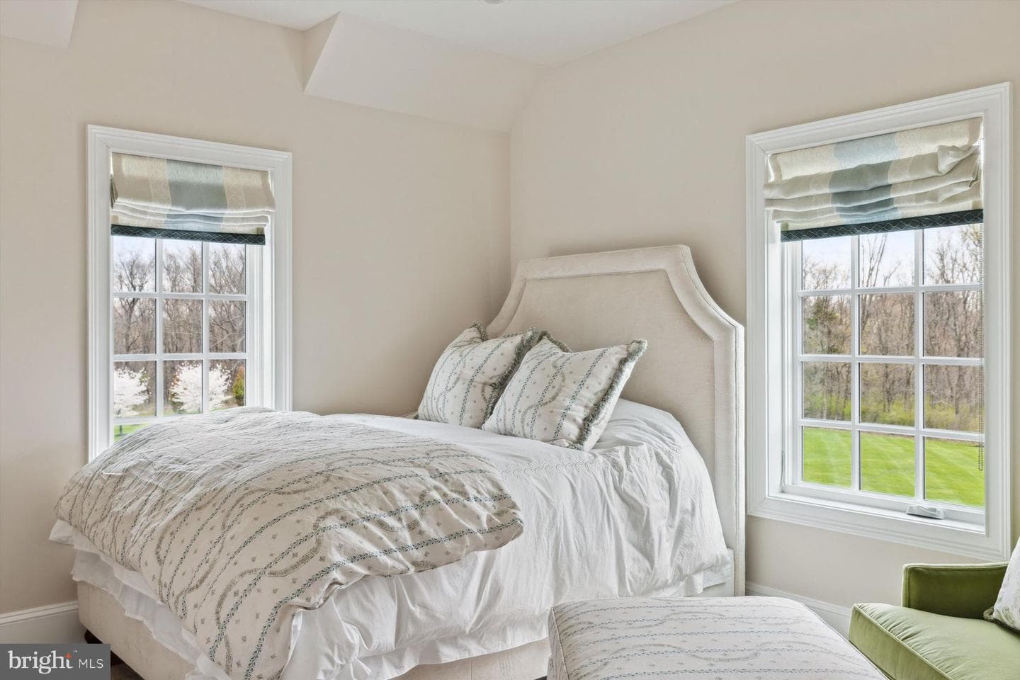 15 Greenbriar Circle photo 58