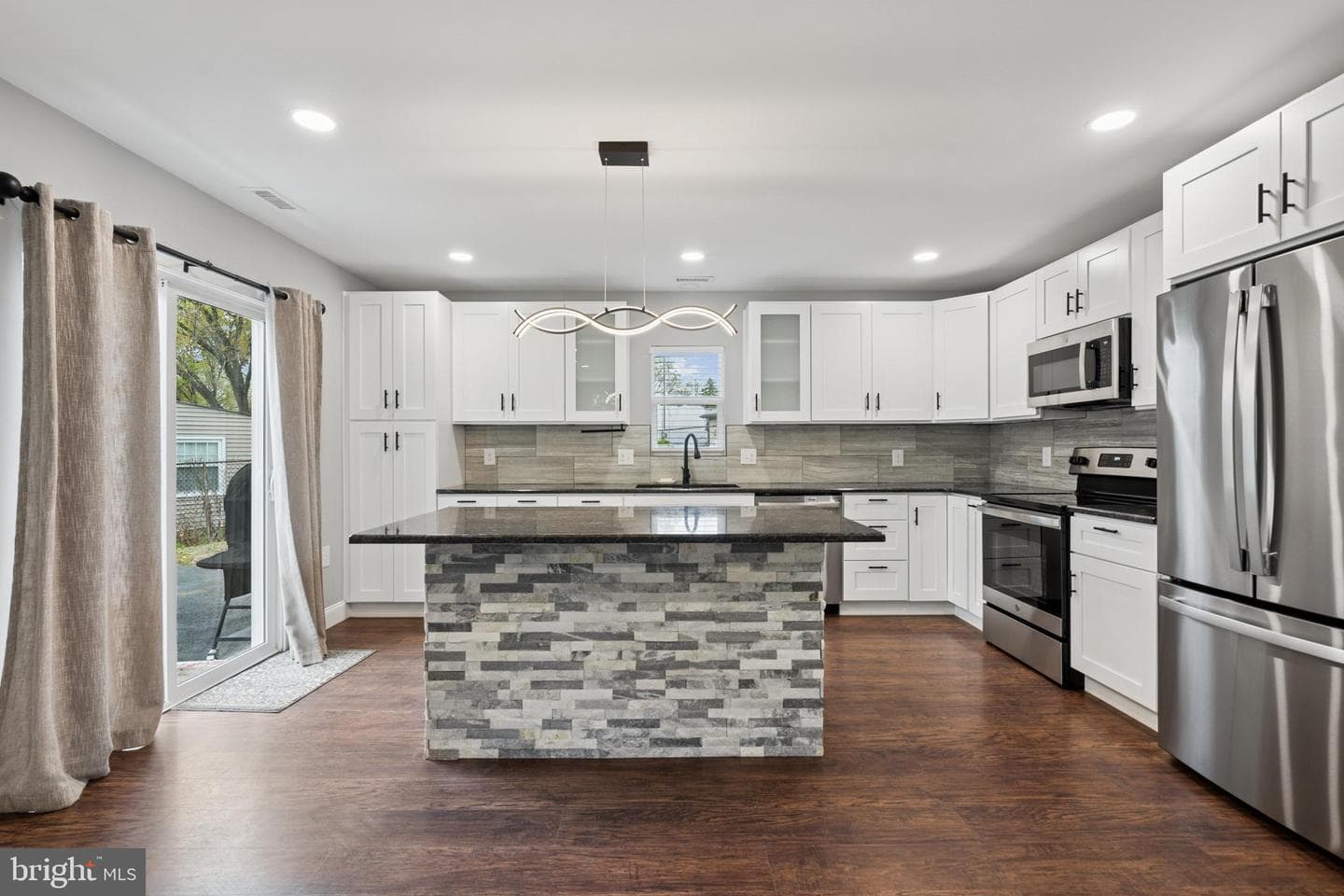 1717 Spencer Drive photo 1