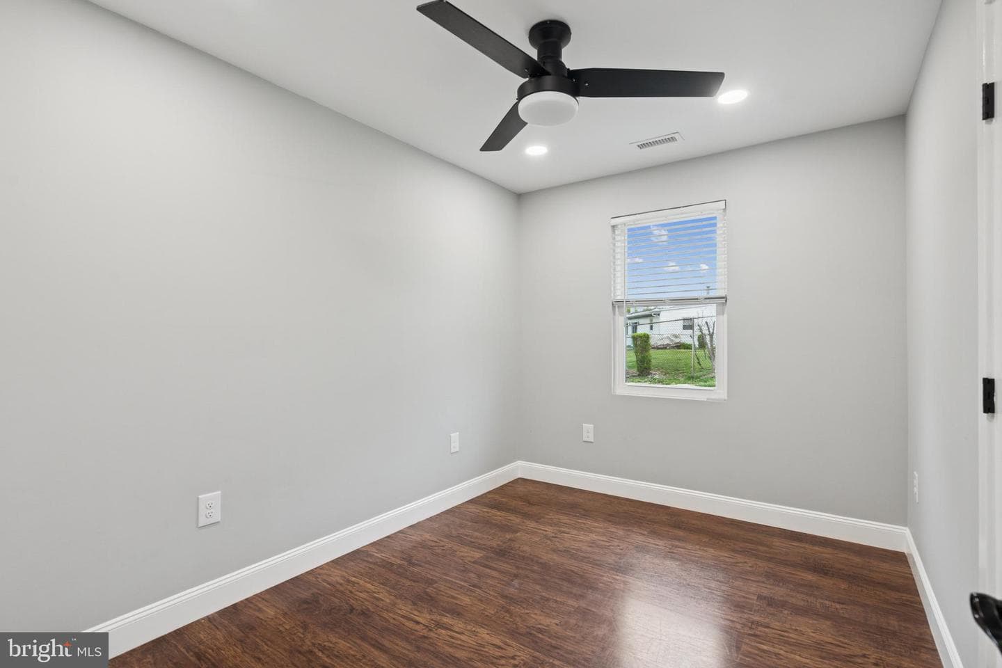 1717 Spencer Drive photo 7