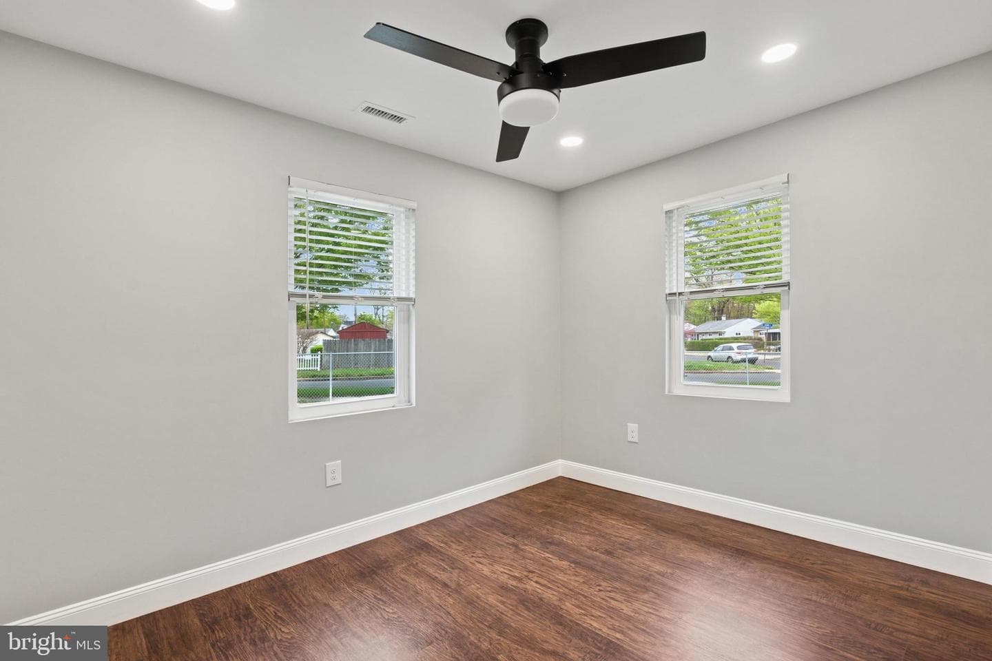 1717 Spencer Drive photo 8