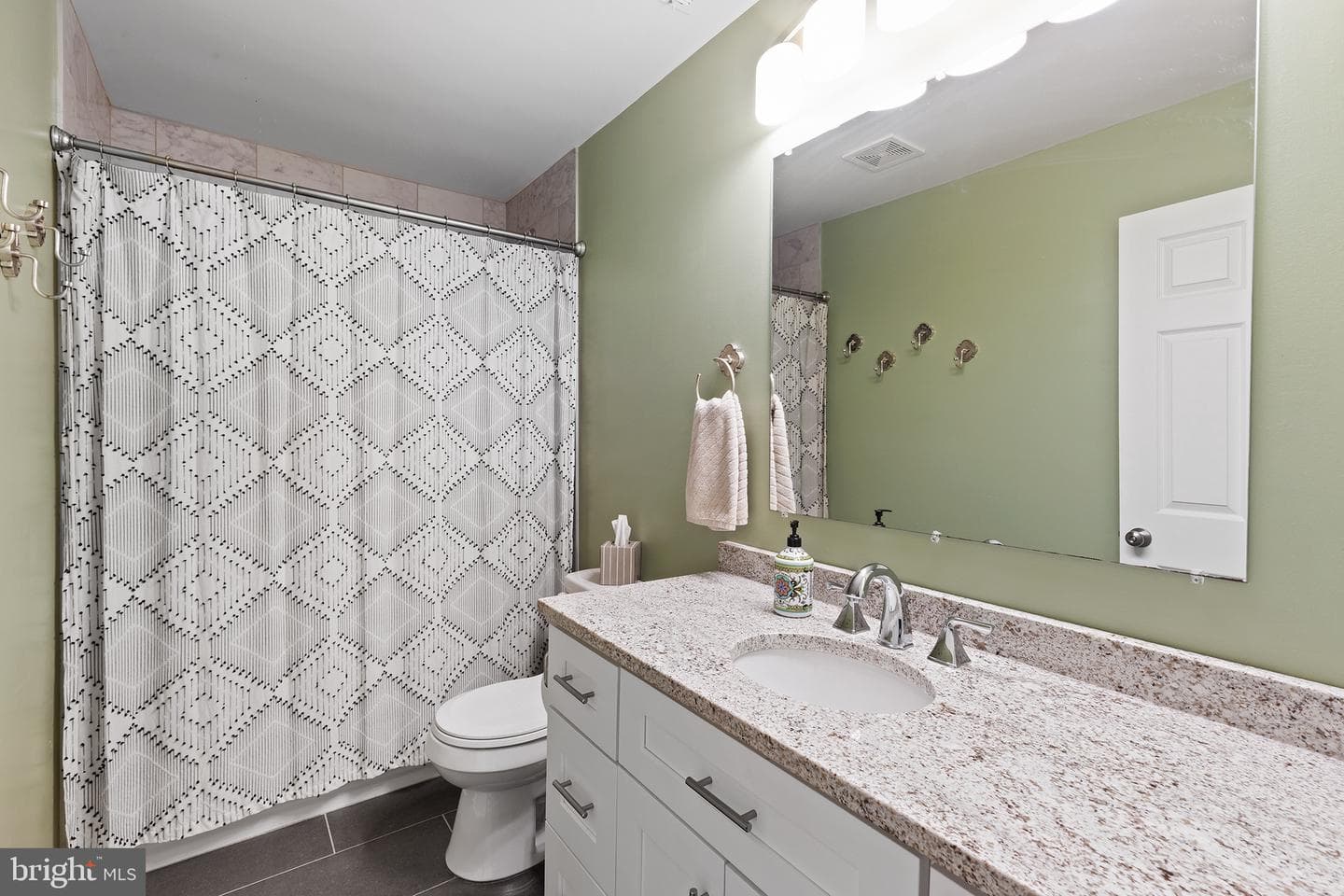 301 Harrison Avenue photo 24