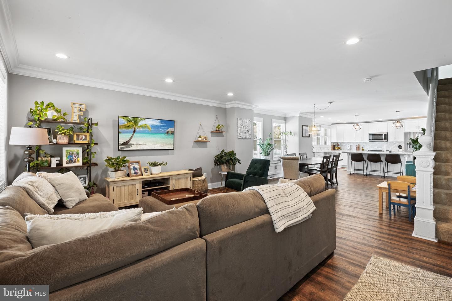 301 Harrison Avenue photo 4