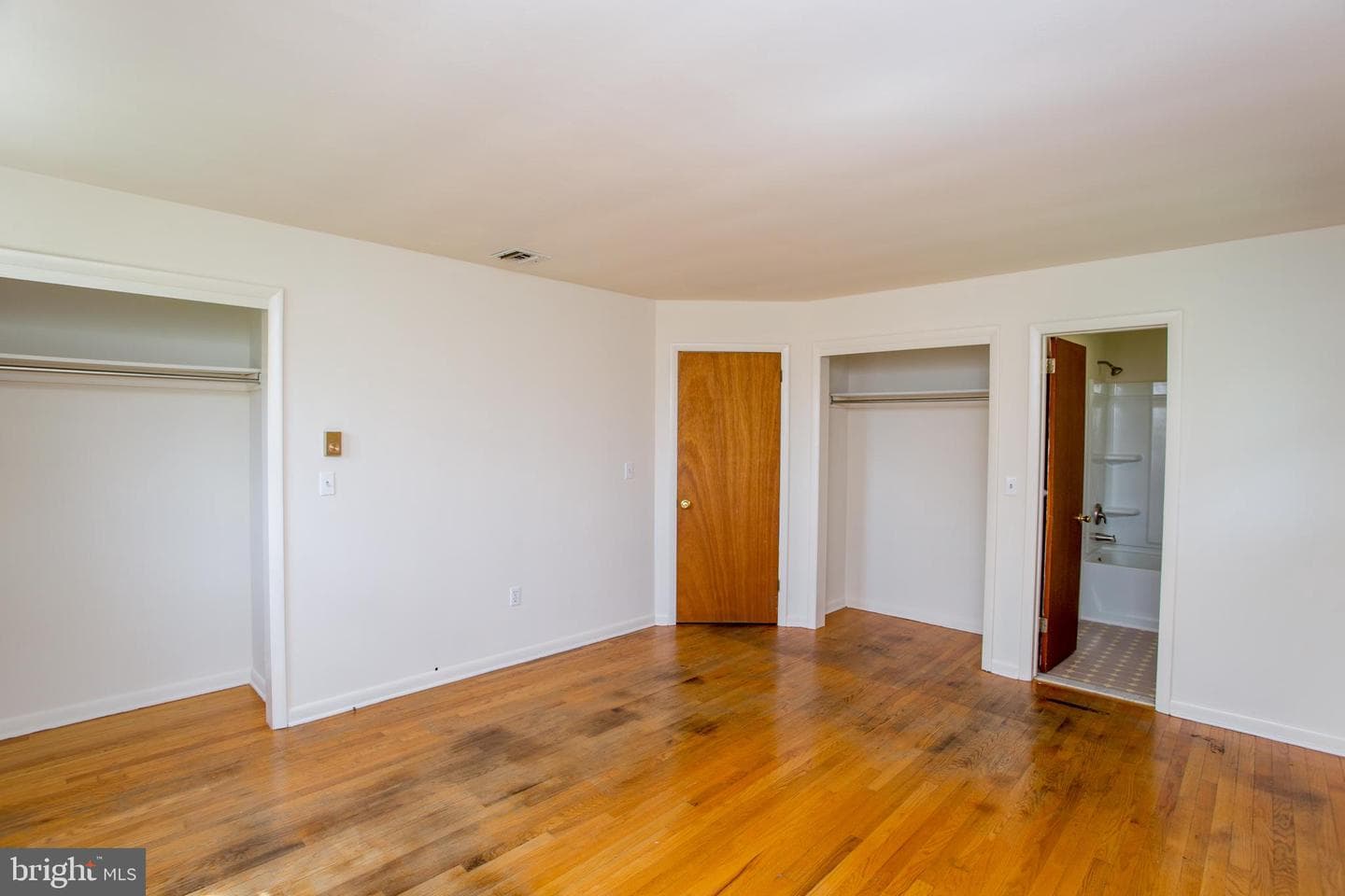 2500 Eberhart Road photo 33