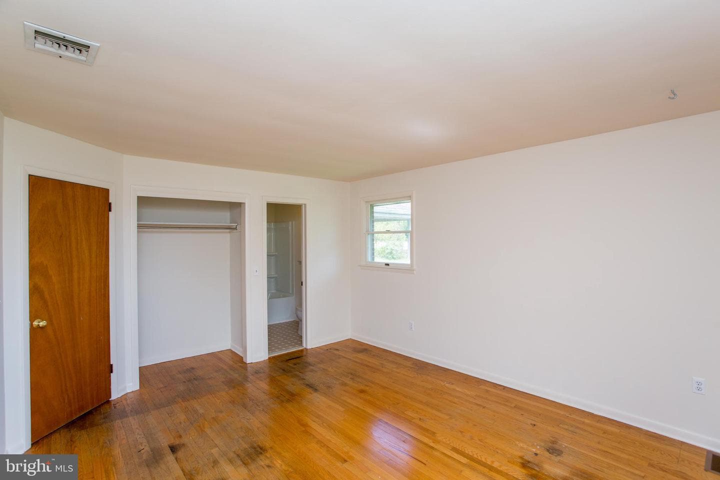 2500 Eberhart Road photo 34