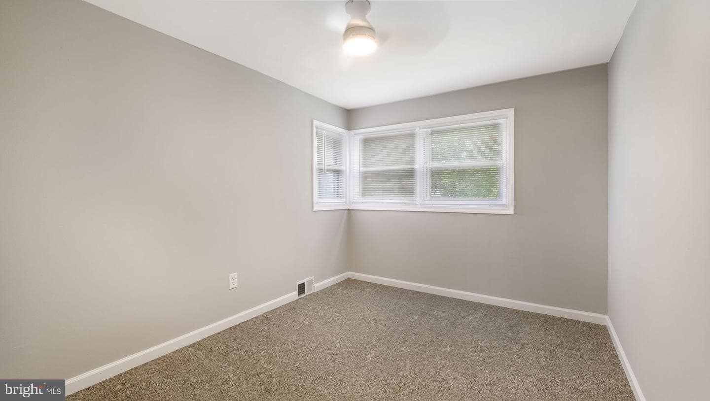 3004 Penn Valley Avenue photo 18
