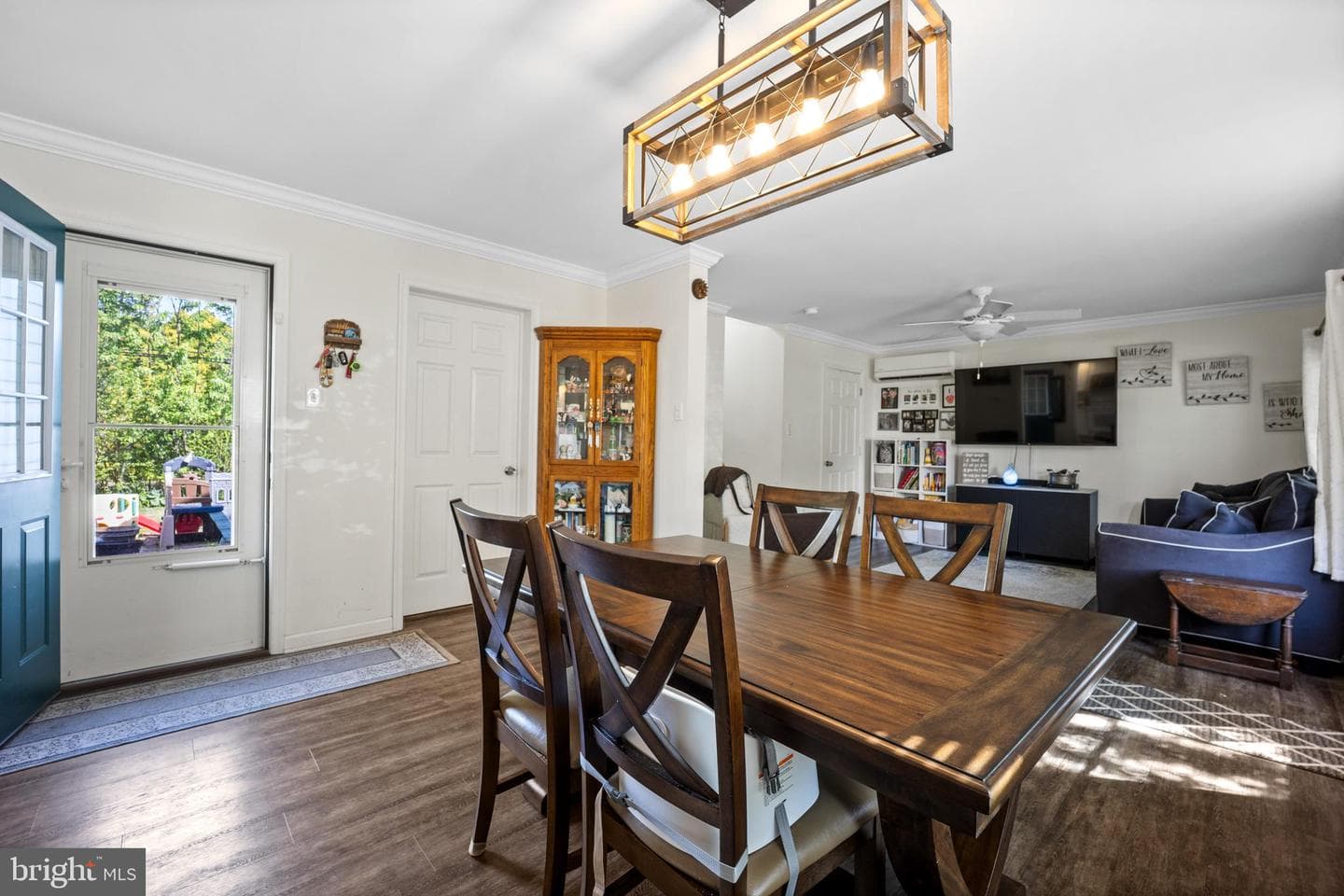 416 Barclay Avenue photo 12