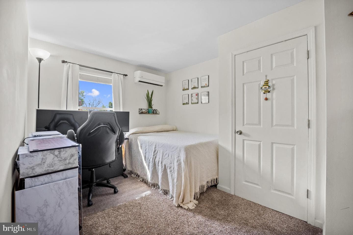 416 Barclay Avenue photo 24