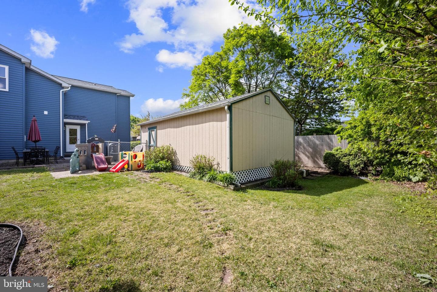 416 Barclay Avenue photo 31