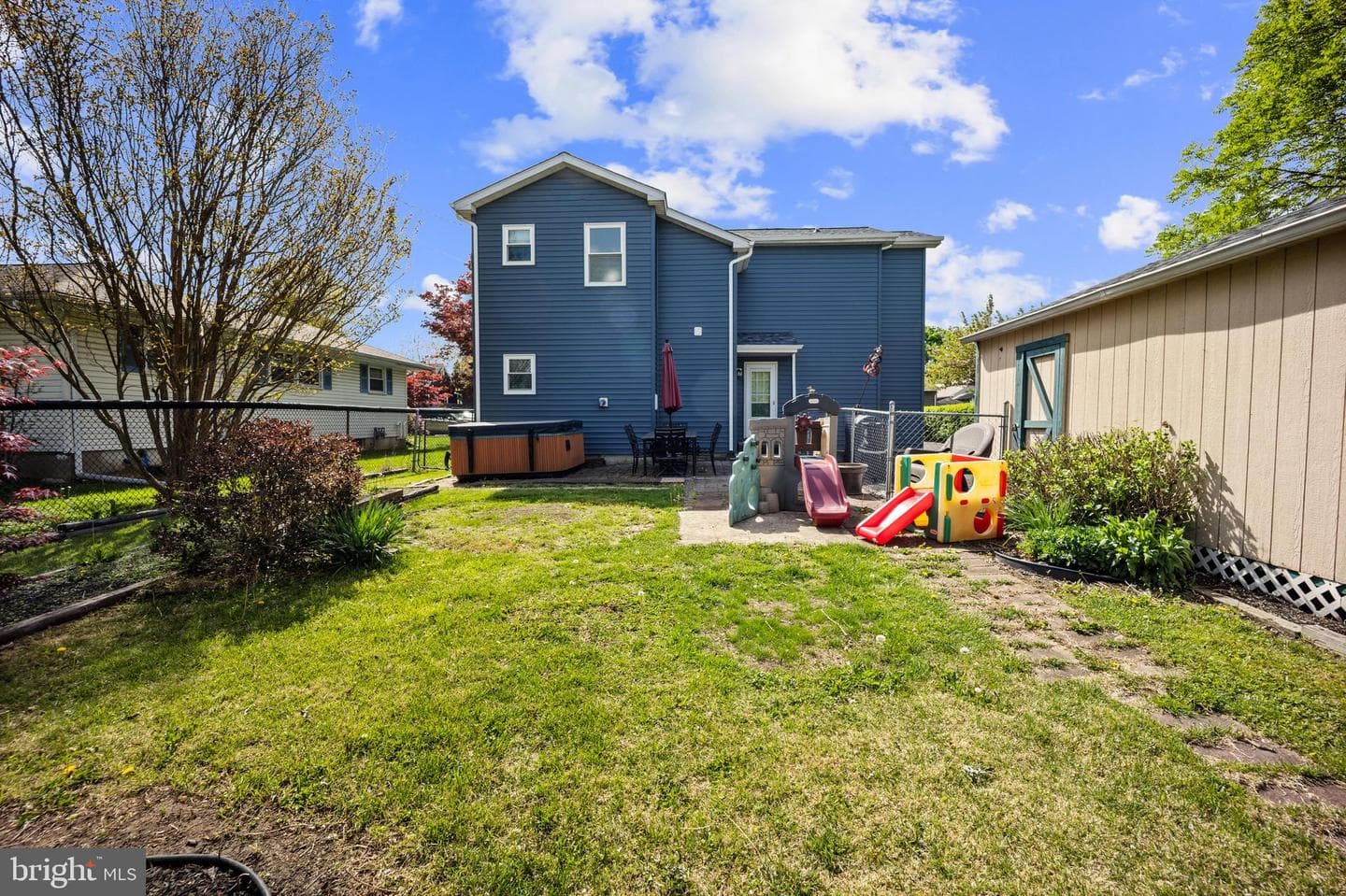 416 Barclay Avenue photo 32
