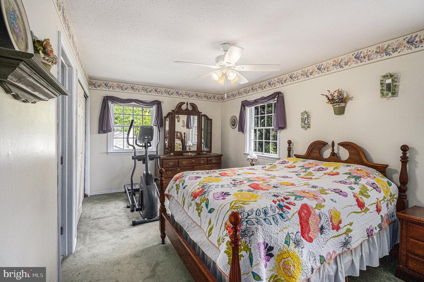 1246 Center Street photo 17