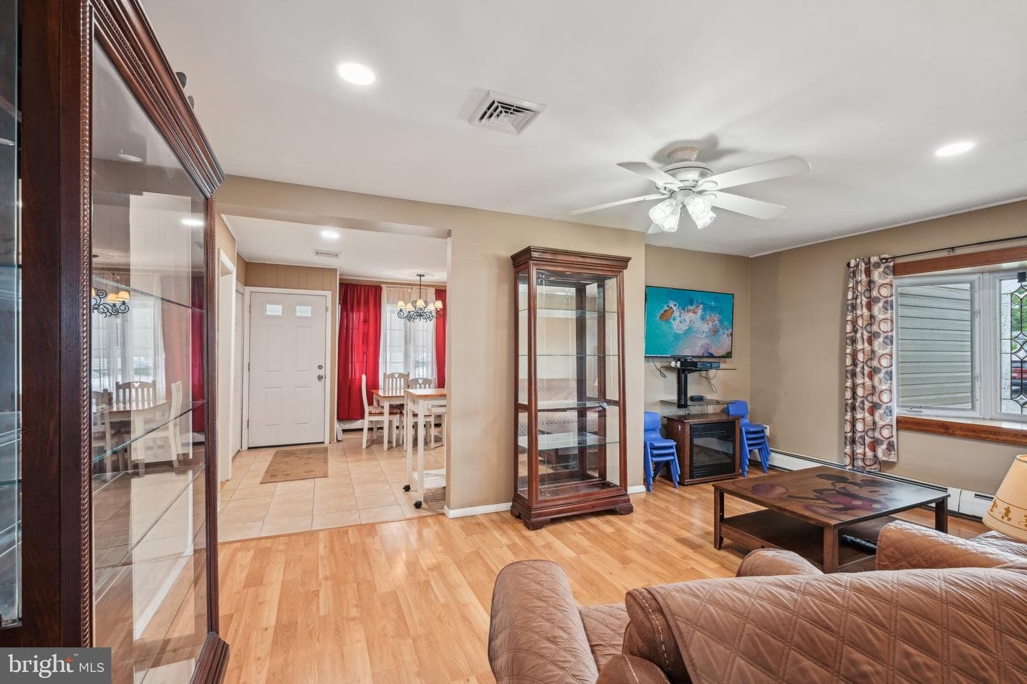 6 Swan Lane photo 10