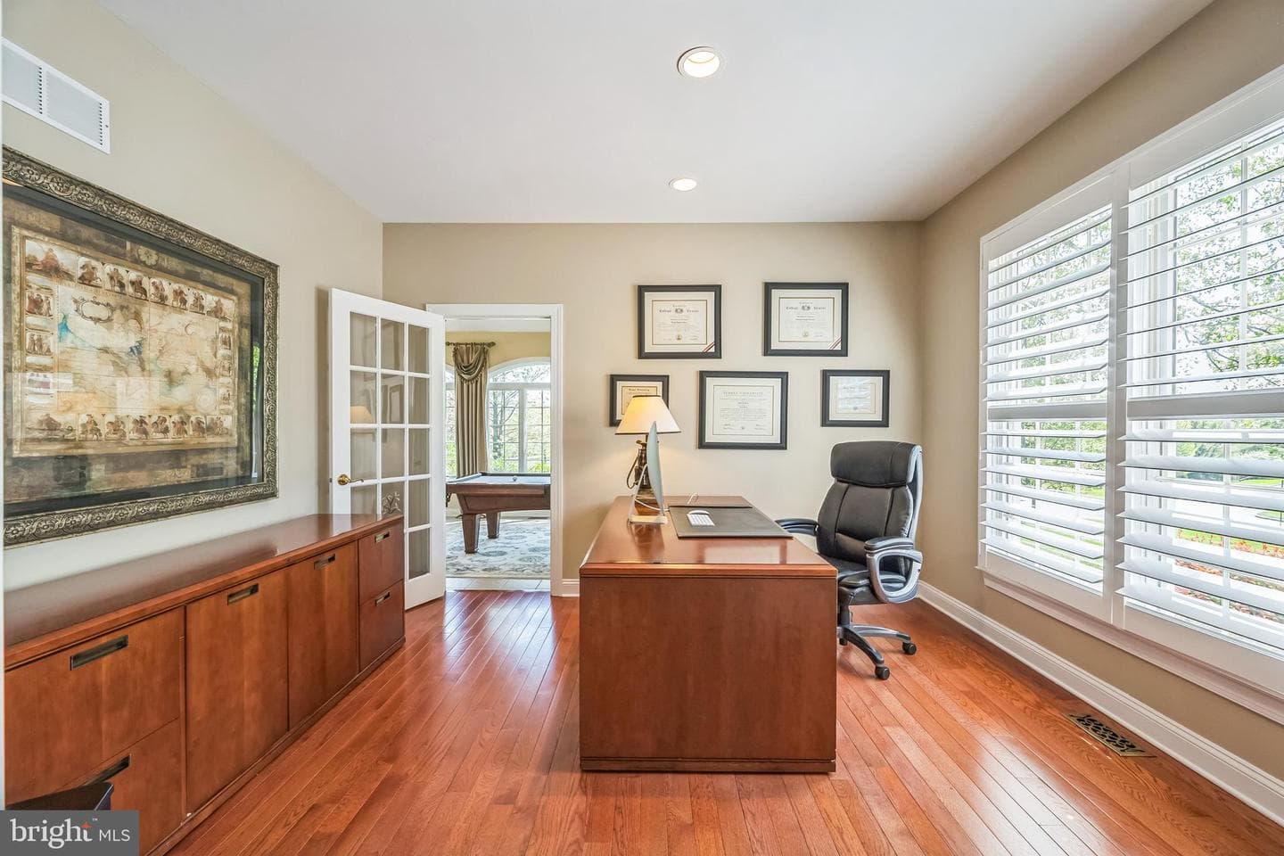 55 Woodside Lane photo 17