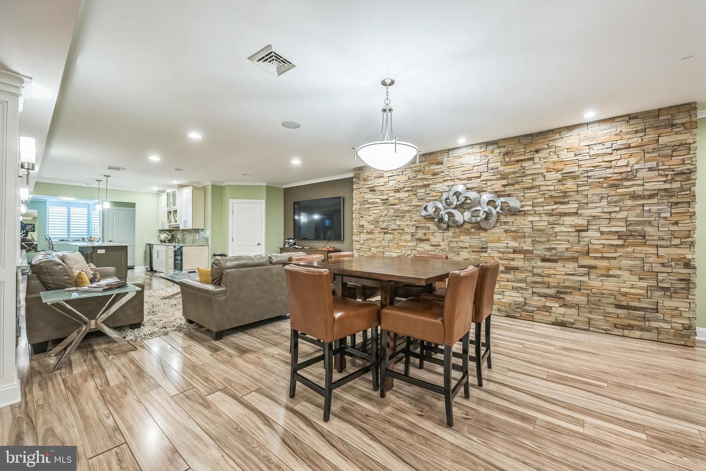 55 Woodside Lane photo 31