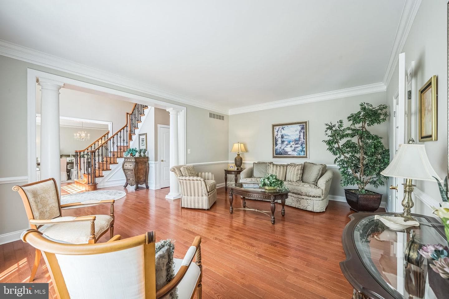 55 Woodside Lane photo 5