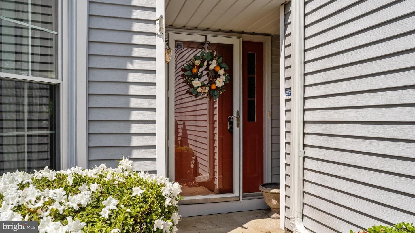 54 Nathan Court photo 2