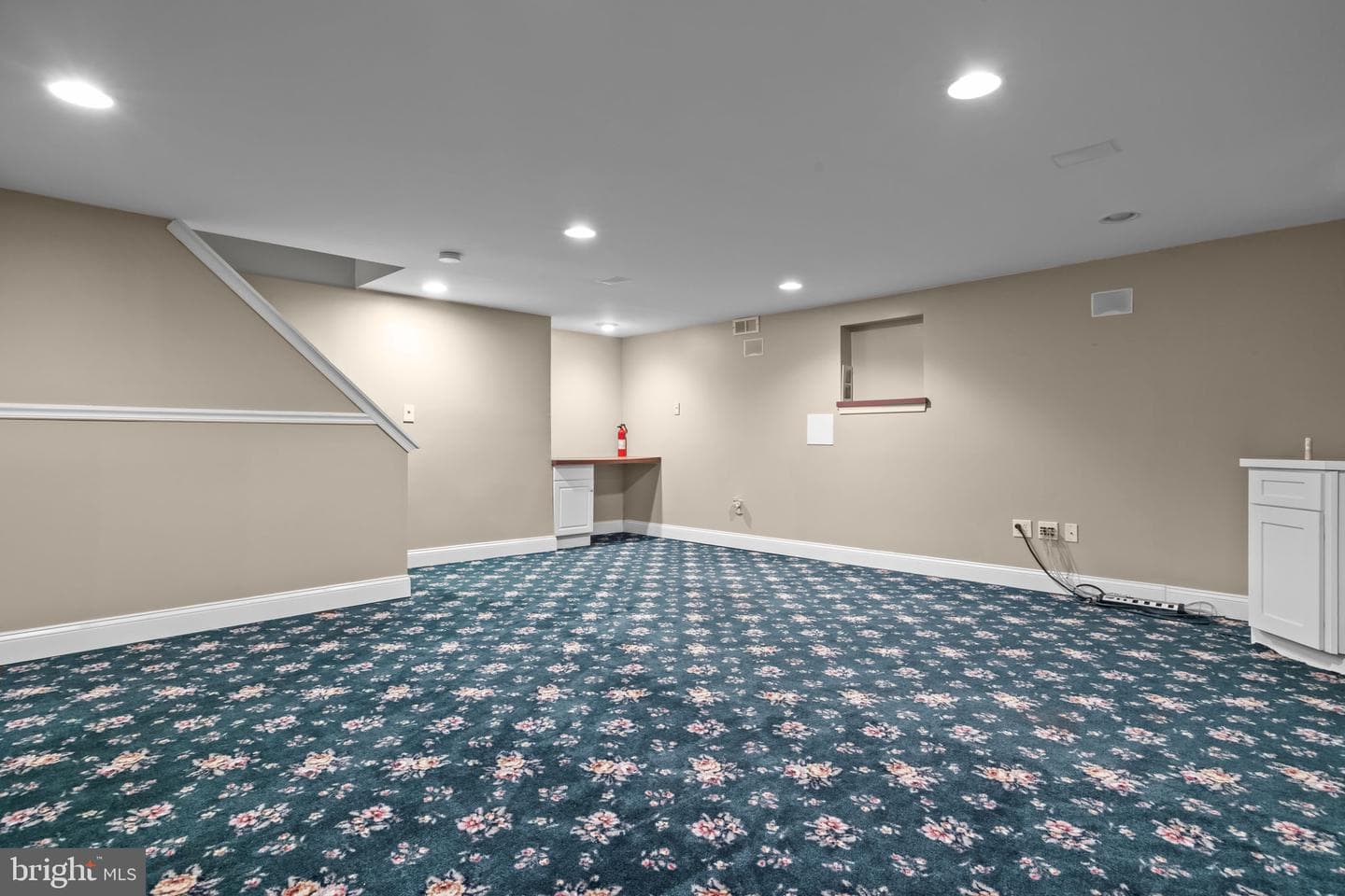18 Treeline Drive photo 32