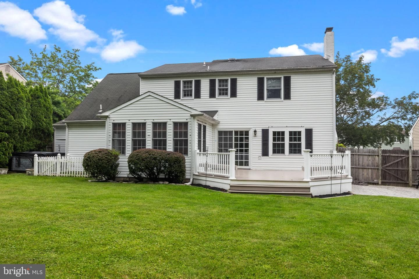 18 Treeline Drive photo 36