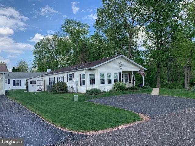 213 Dove Court photo 5