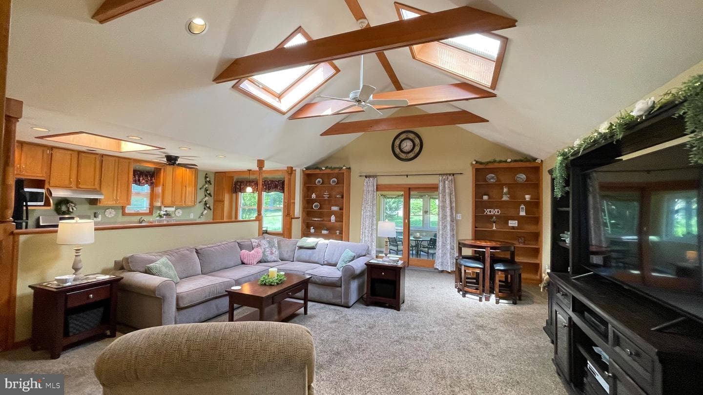 118 Woodlawn Road photo 11