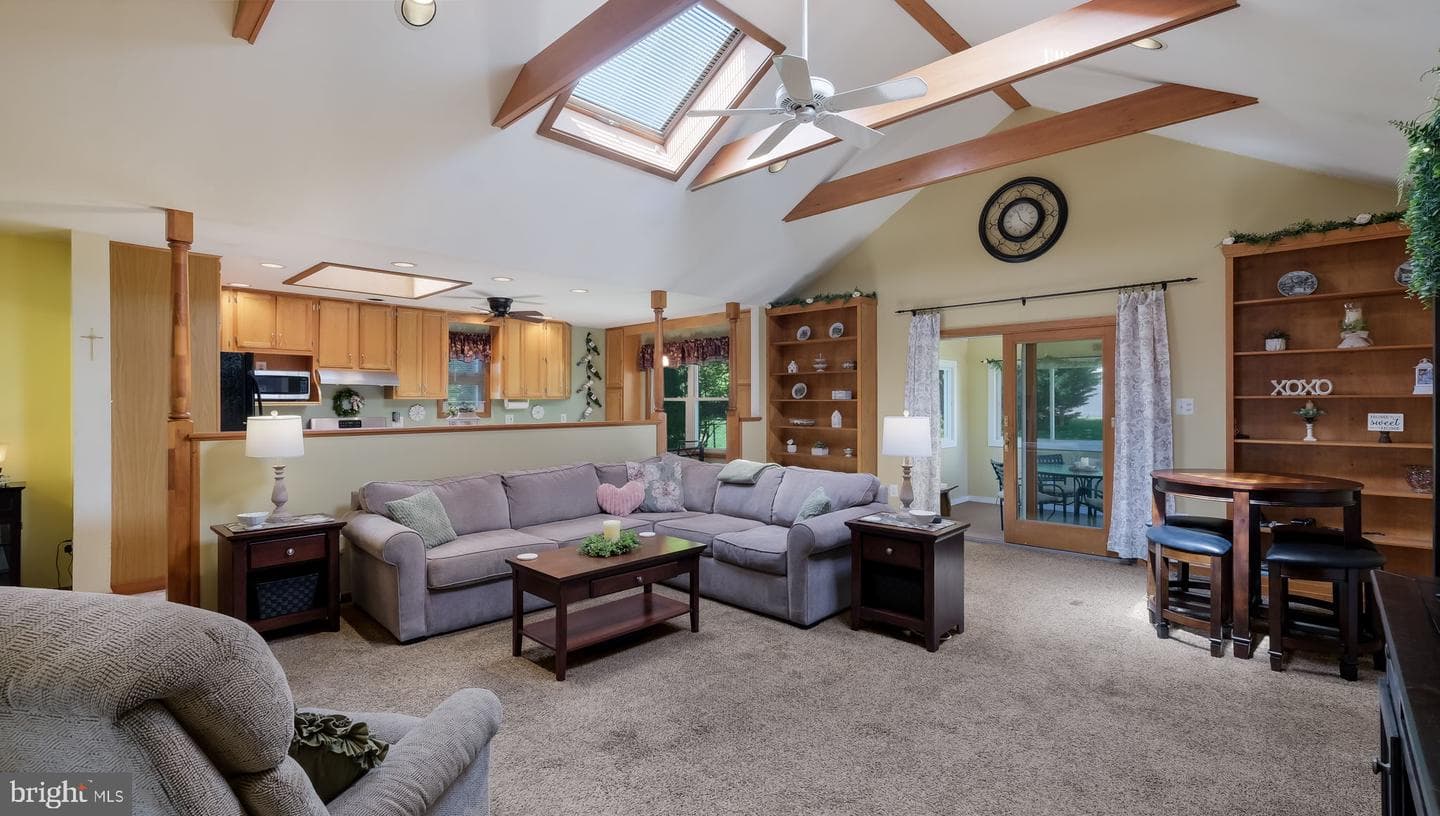 118 Woodlawn Road photo 12