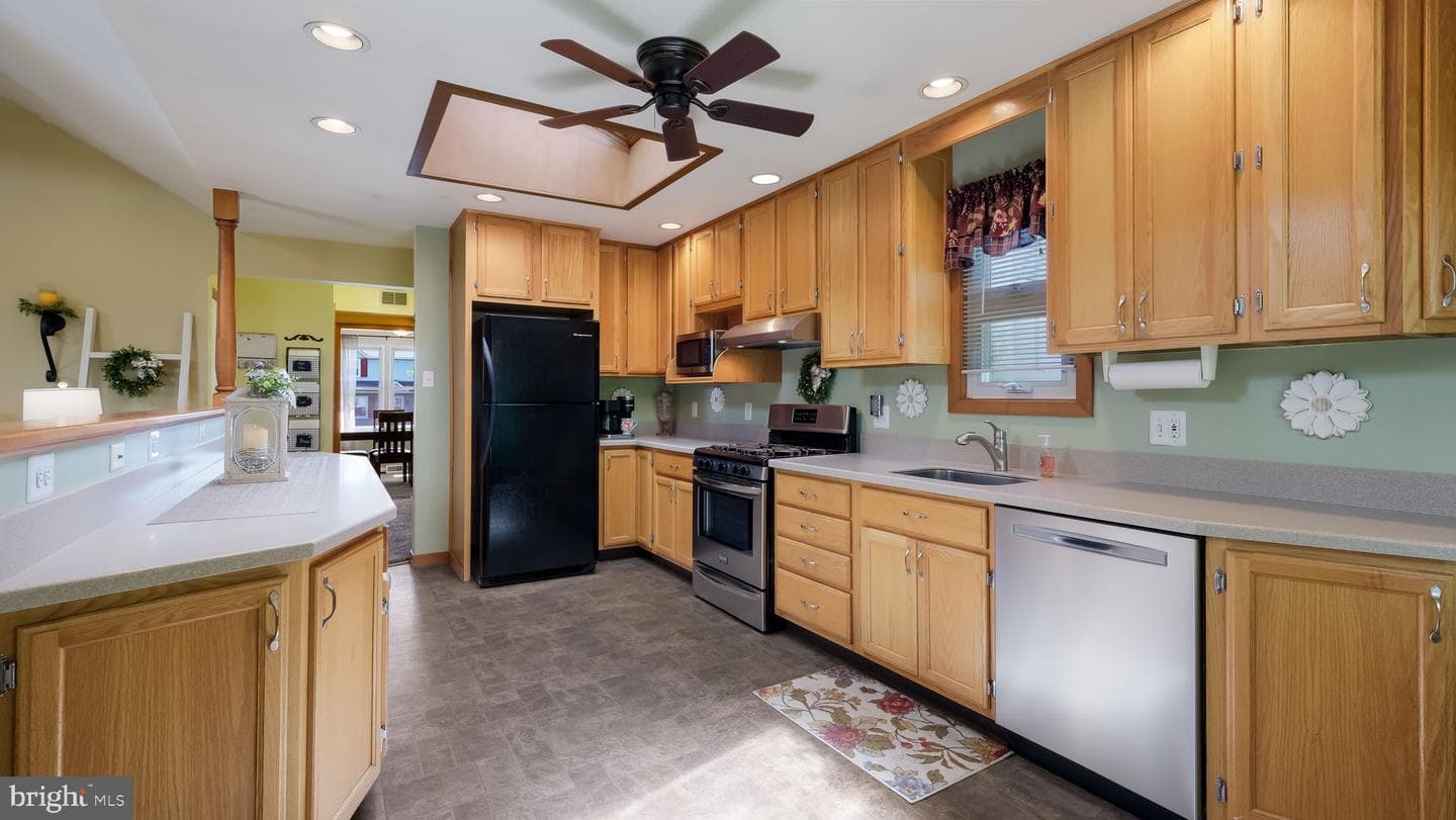 118 Woodlawn Road photo 18