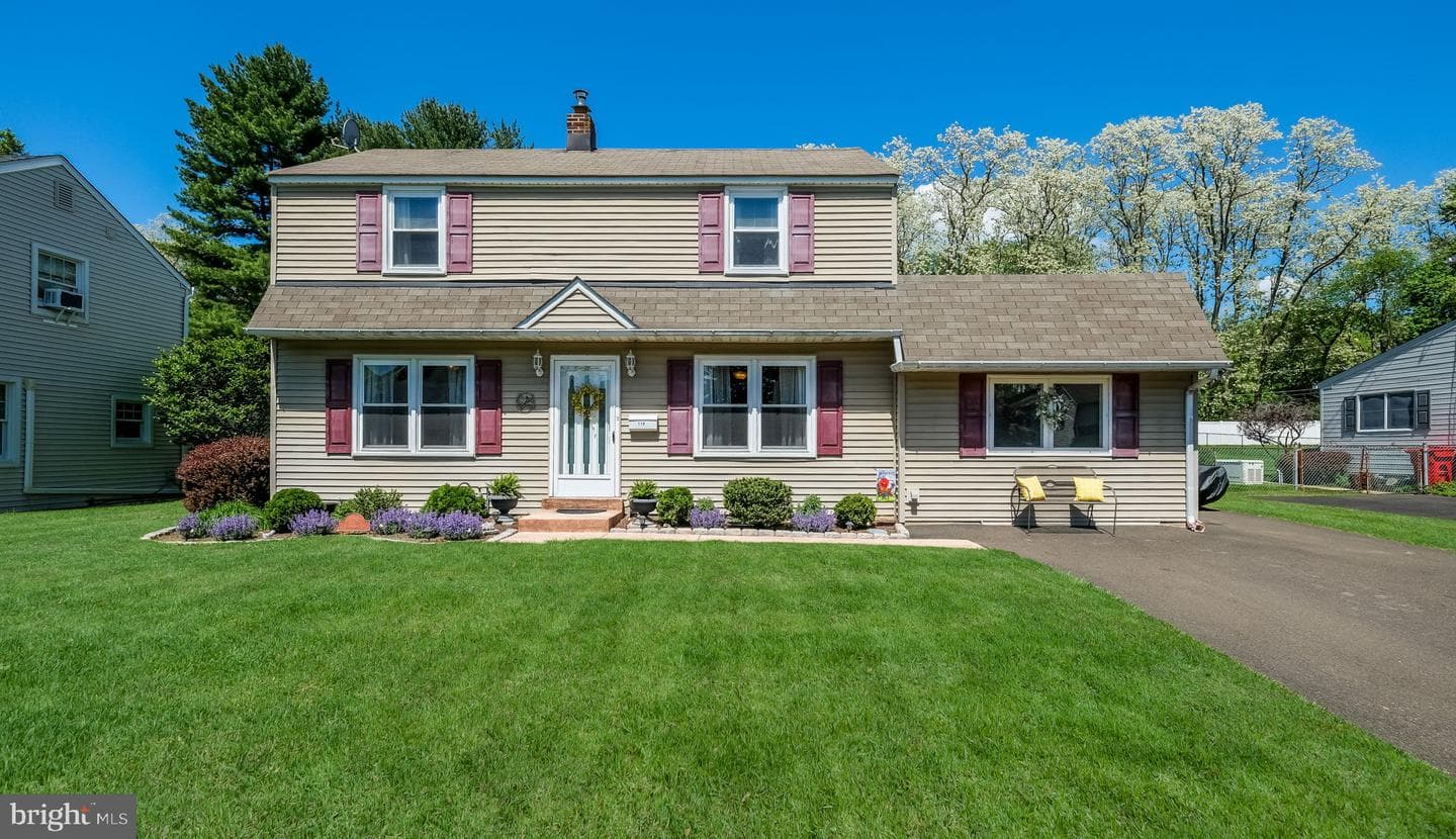 118 Woodlawn Road photo 2