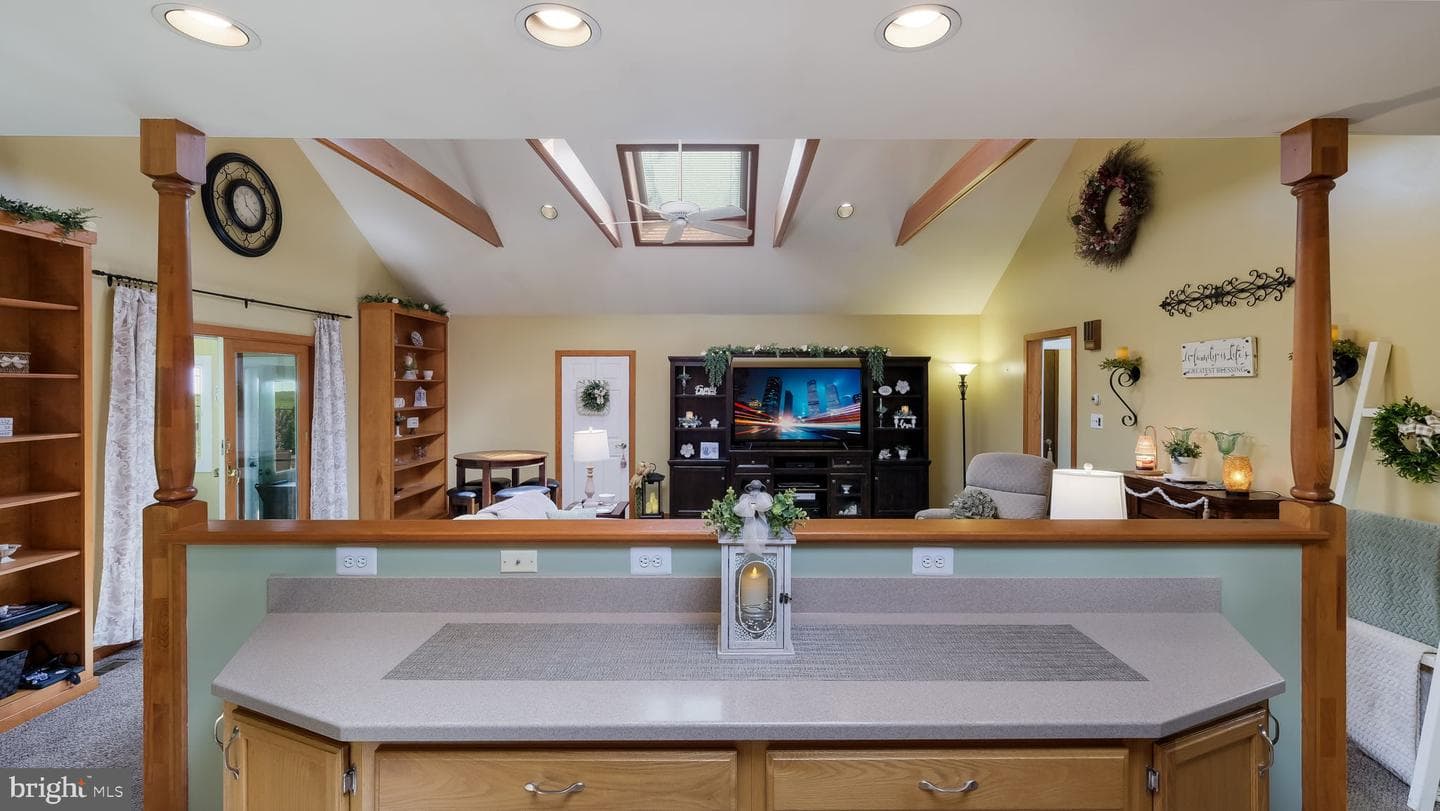118 Woodlawn Road photo 21