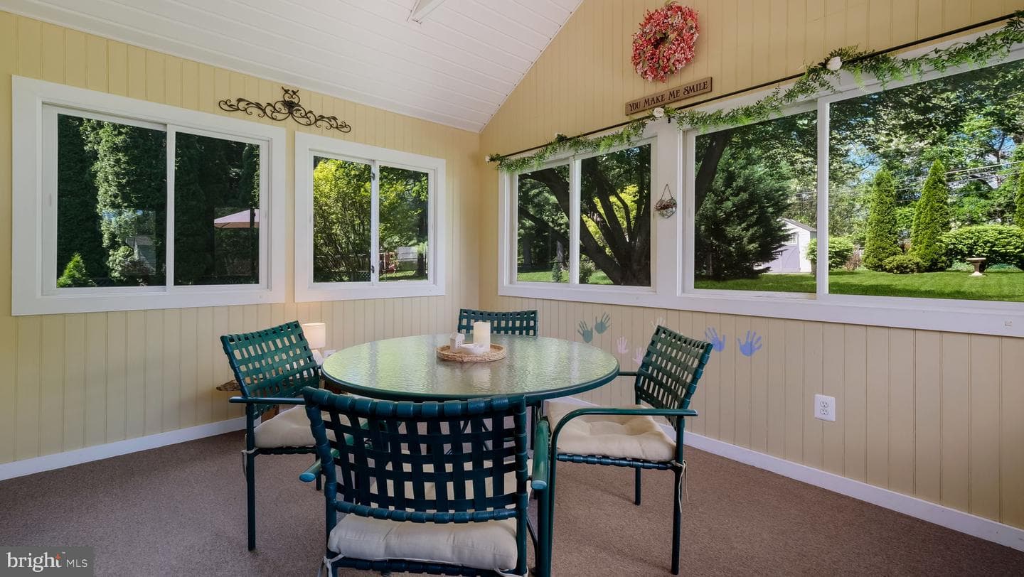118 Woodlawn Road photo 24