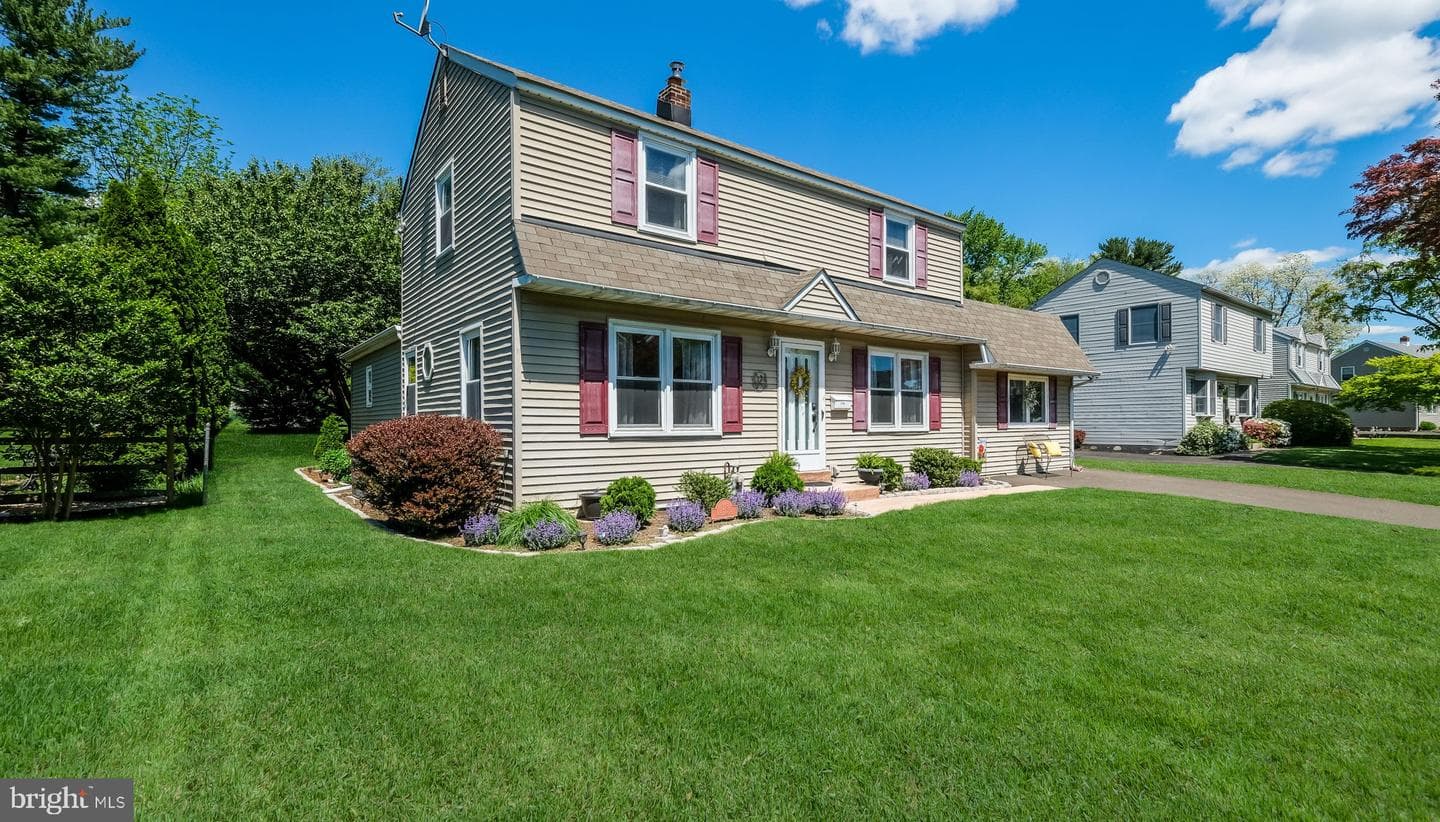 118 Woodlawn Road photo 3