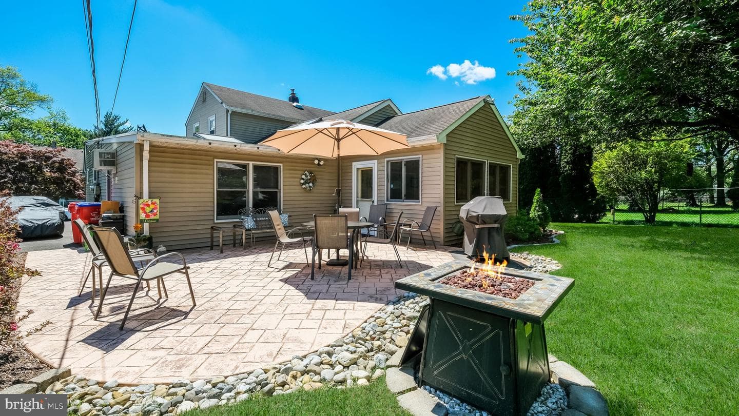 118 Woodlawn Road photo 38