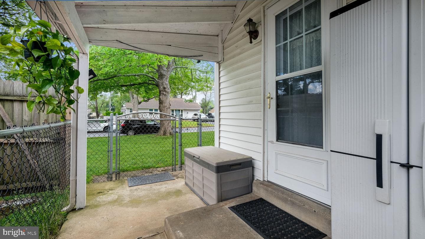 739 Cypress Road photo 14
