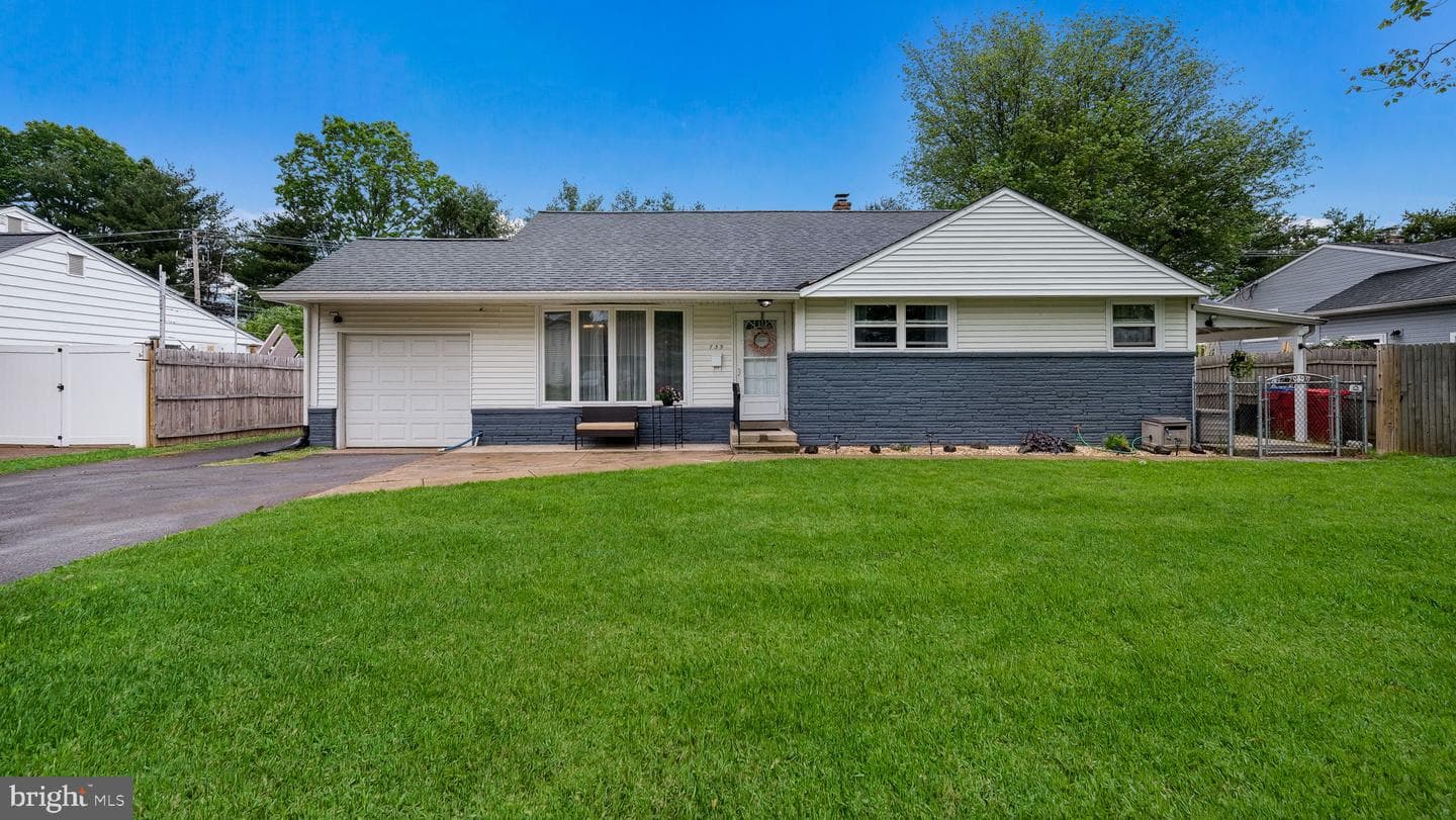 739 Cypress Road photo 2