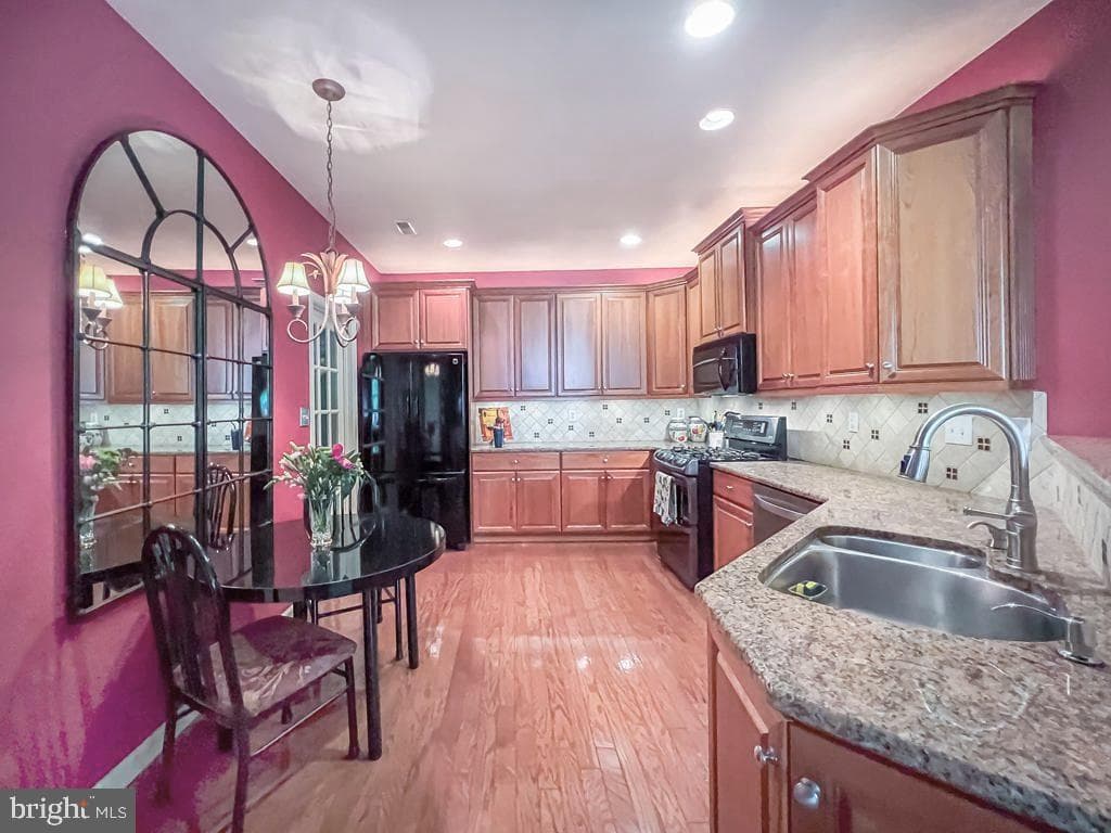 127 Shady Brook Drive photo 20