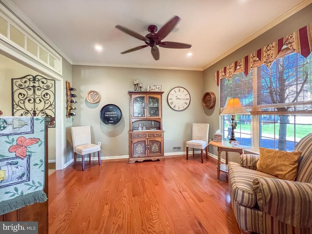127 Shady Brook Drive photo 6