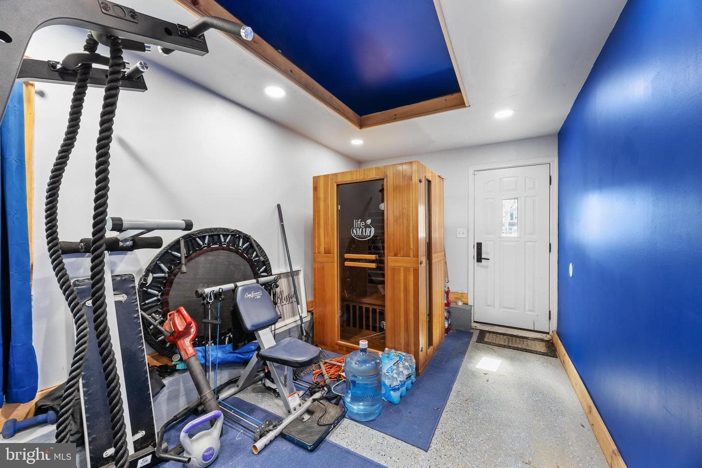 1023 Victoria Road photo 22