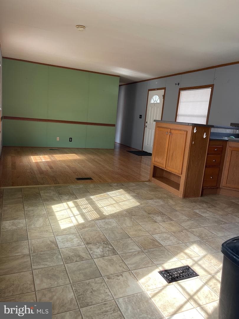 3549 Iris Avenue photo 7