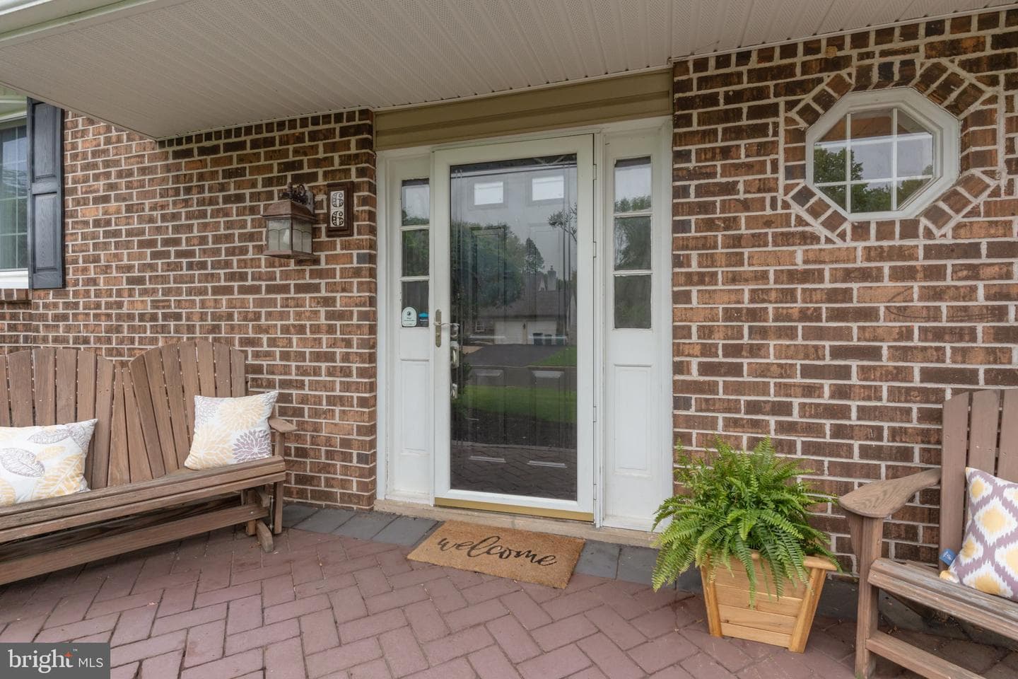 66 Grant Drive photo 2
