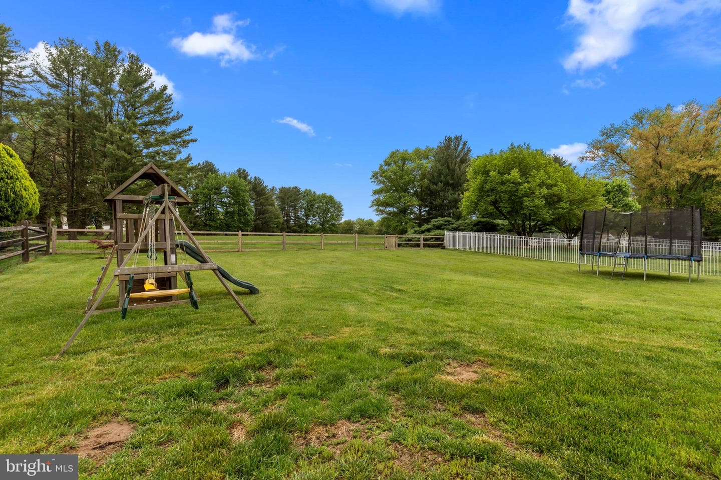 66 Grant Drive photo 24