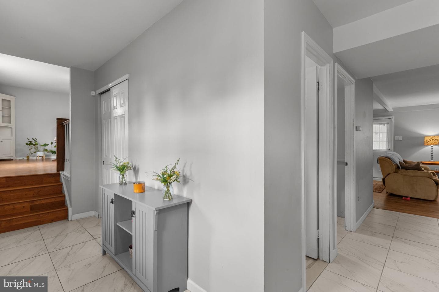 66 Grant Drive photo 3