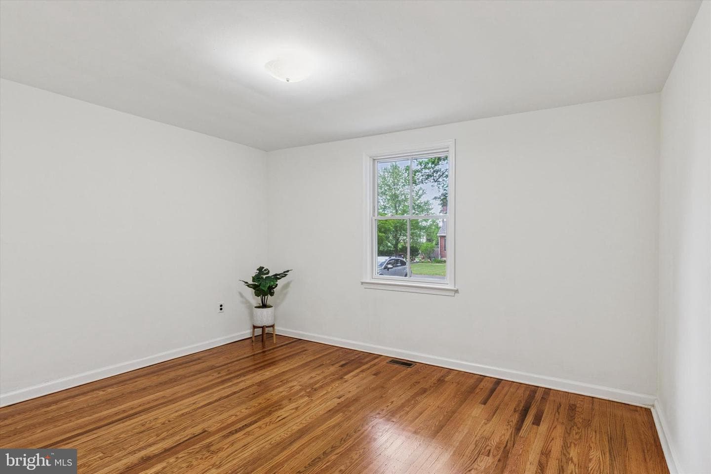 129 Kreutz Avenue photo 8