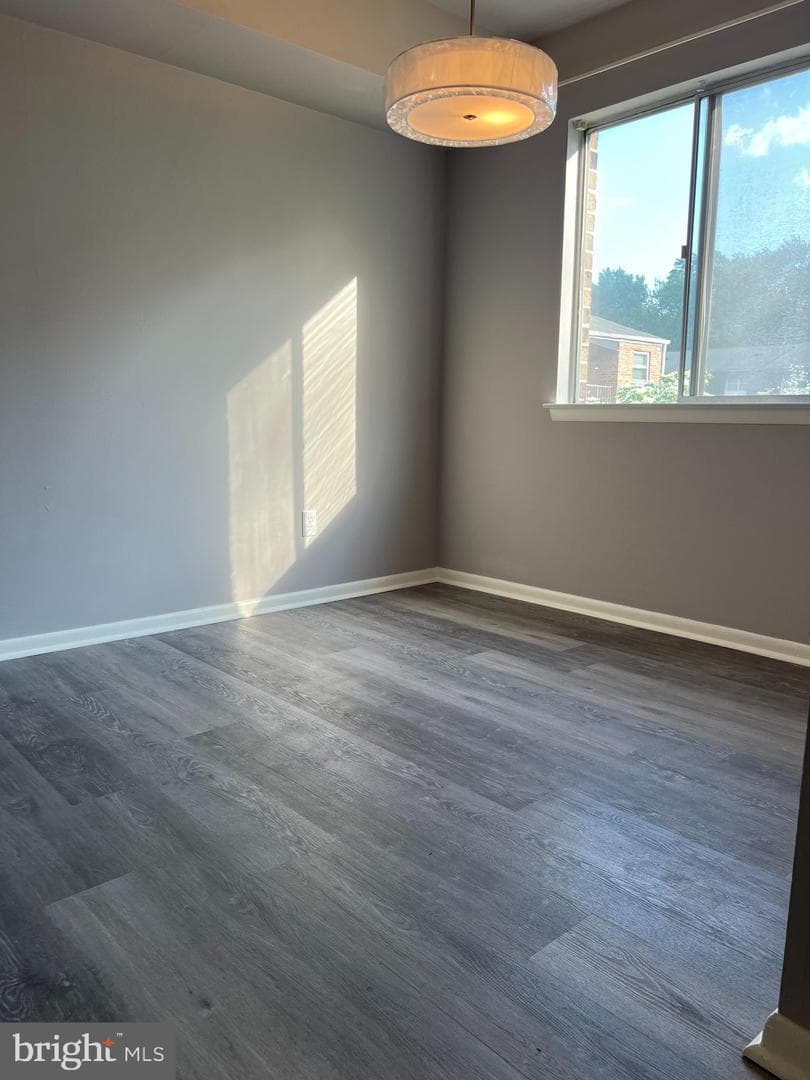 208 Hampton Crossing photo 11