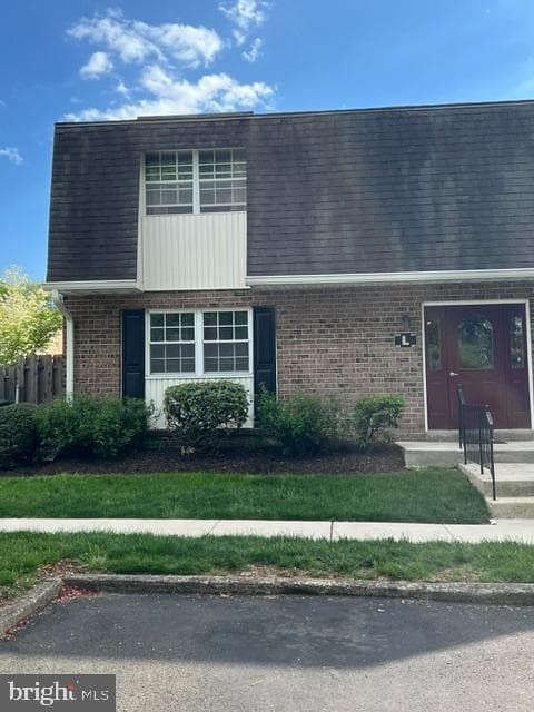 208 Hampton Crossing photo 36